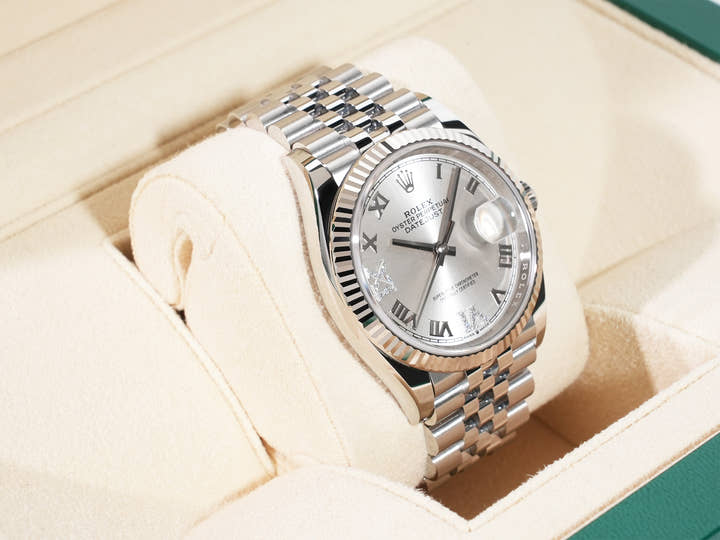 ROLEX Datejust 36 Ref. 126234 Stainless Steel/White Gold, Silver Dial, 6.9ct Diamond Bezel, Jubilee Bracelet, Excellent Condition y5o4tv3a