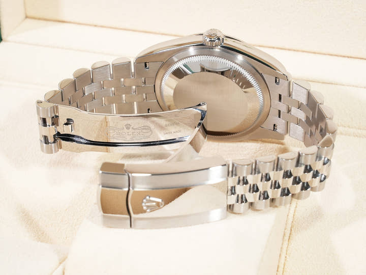 ROLEX Datejust 36 Ref. 126234 Stainless Steel/White Gold, Silver Dial, 6.9ct Diamond Bezel, Jubilee Bracelet, Excellent Condition y5o4tv3a