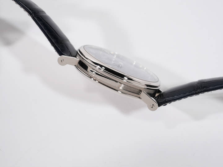Breguet Classique Minute Repeater 7637 Ref. 7637BB/2Y/9ZU 18K White Gold Blue Grand Feu Enamel Dial Excellent Pre-owned ogthm9er