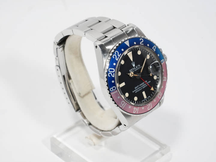 ロレックス GMTマスター Ref.1675 ステンレススチール ブラック文字盤 オイスターブレスレット 中古 9ra4udsn