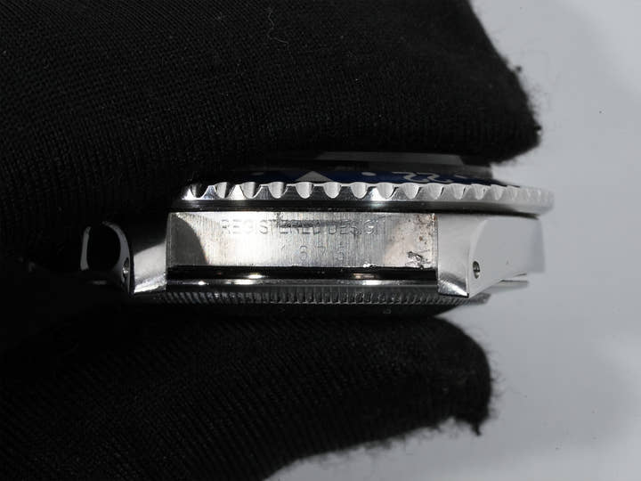 ロレックス GMTマスター Ref.1675 ステンレススチール ブラック文字盤 オイスターブレスレット 中古 9ra4udsn