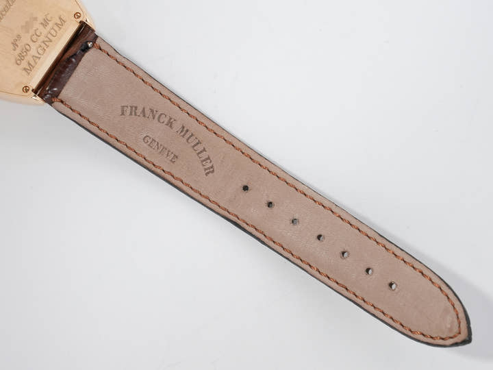 フランクミュラー トノーカーベックス マスターカレンダー クロノグラフ Ref.6850CCMC イエローゴールド シルバー文字盤 美品 zawbz2cj
