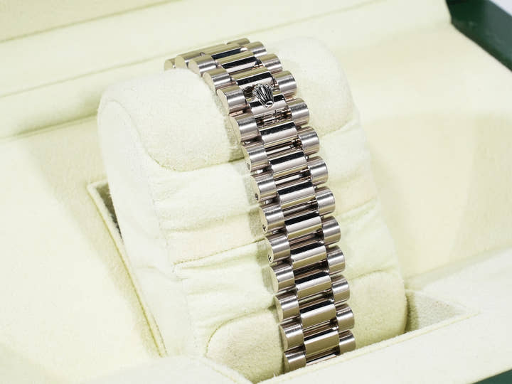 ロレックス デイデイト36 Ref.118239A ホワイトゴールド ブルー文字盤 中古 j99zai8v