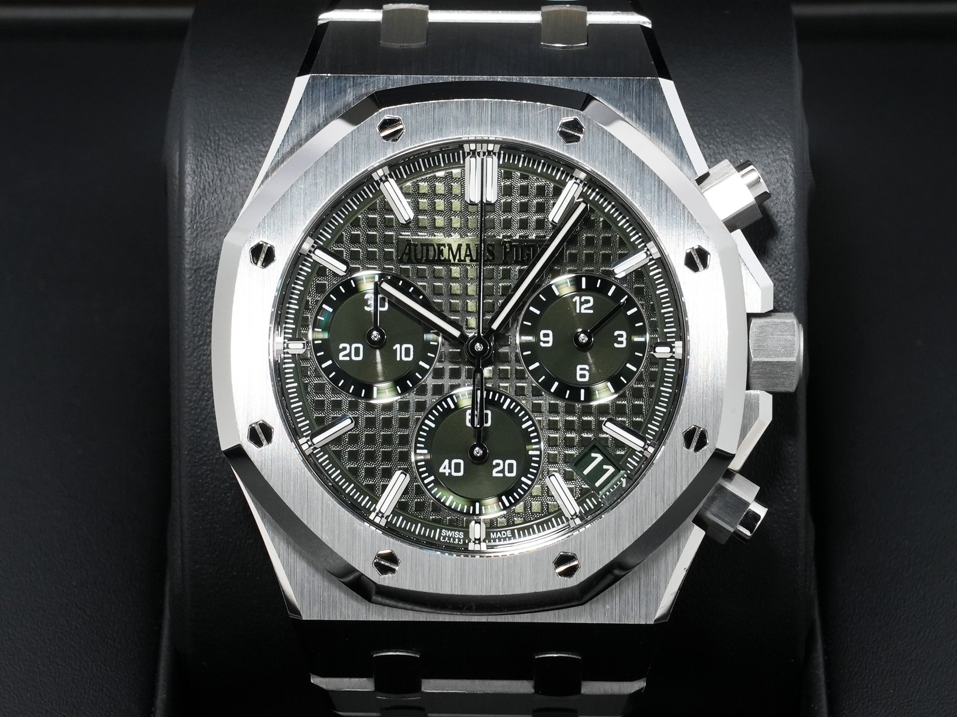 オーデマピゲ ロイヤルオーク クロノグラフ 50周年記念 Ref.26240ST.OO.1320ST.04 ステンレススチール カーキグリーン文字盤 美品 3qapvtuu