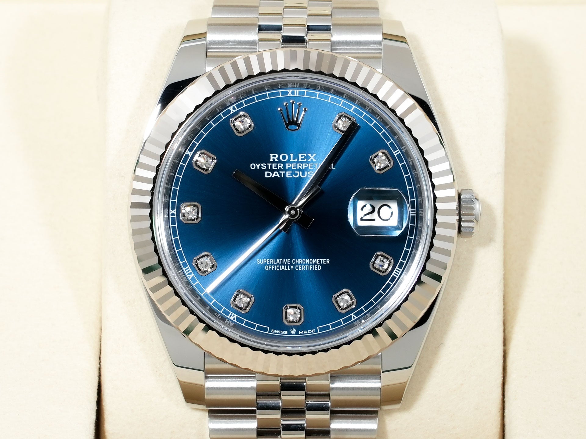 Rolex Datejust 41 Ref. 126334G Stainless Steel/White Gold Bright Blue Dial Jubilee Bracelet Unused rmm5jy3h