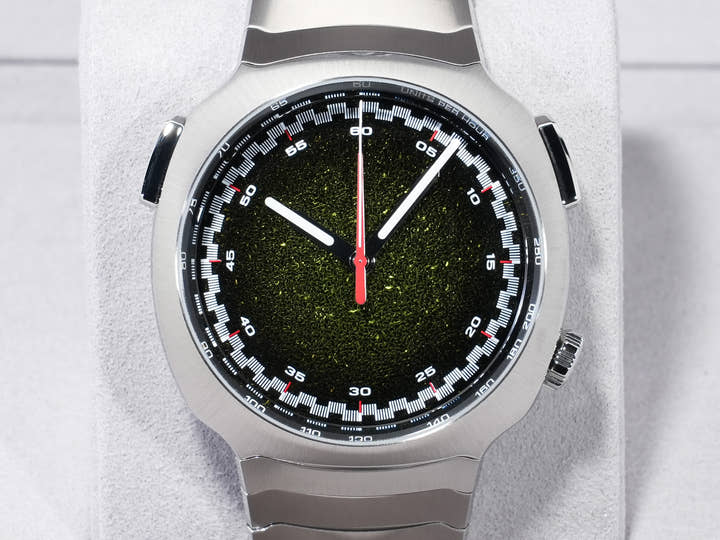 H. Moser Streamliner Flyback Chronograph Automatic Ref. 6907-1205 Stainless Steel Matrix Green Fumé Dial with Frosted Finish Unused sxhxs3d2