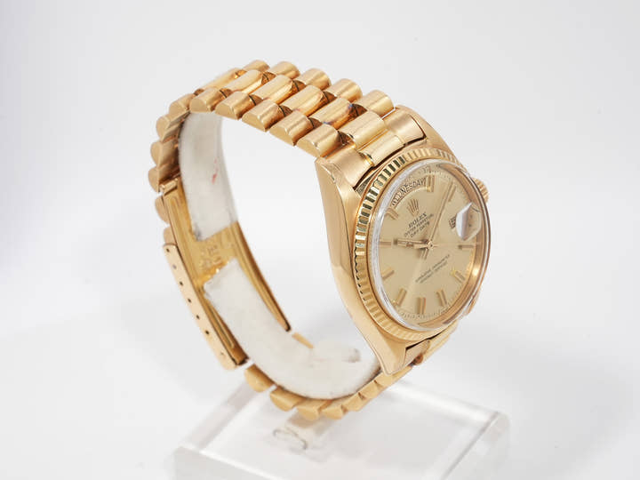 Rolex Day-Date Ref. 1803/8 Yellow Gold Champagne Dial Pre-owned 3ipd2op2