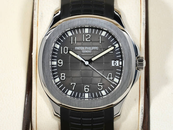 パテックフィリップ アクアノート Ref.5167A-001 ステンレススチール ブラック文字盤 美中古 s3hkd5ni