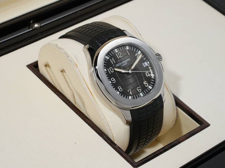 パテックフィリップ アクアノート Ref.5167A-001 ステンレススチール ブラック文字盤 美中古 s3hkd5ni