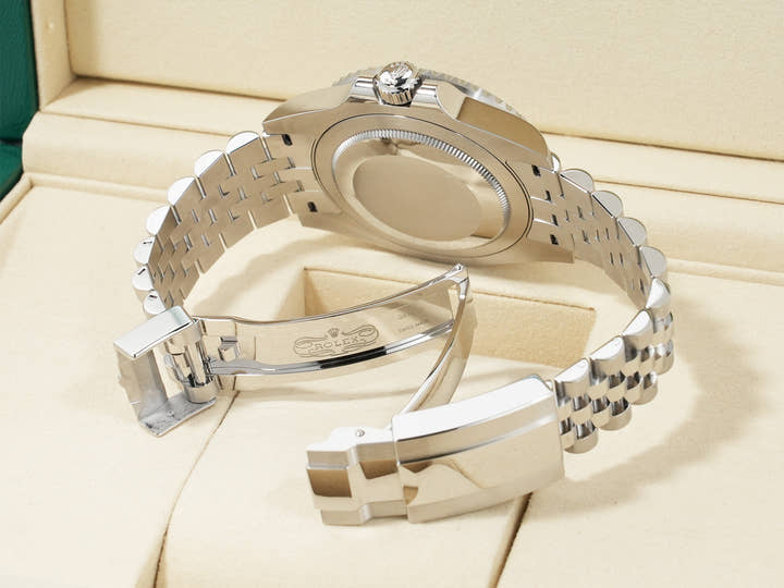 Rolex GMT-Master II Ref. 126710GRNR Stainless Steel Black Dial Jubilee Bracelet Unused xtaj66na