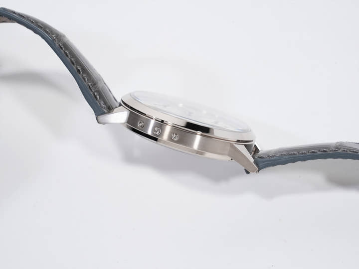 パテックフィリップ アニュアルカレンダー レギュレーター Ref.5235G-001 ホワイトゴールド シルバー文字盤 未使用 vor38pnk