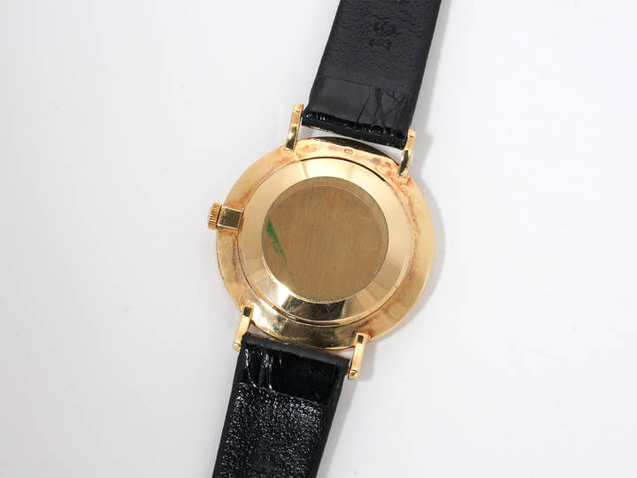 パテックフィリップ カラトラバ Ref.3537 イエローゴールド シルバー文字盤 中古 jn8s6t8v
