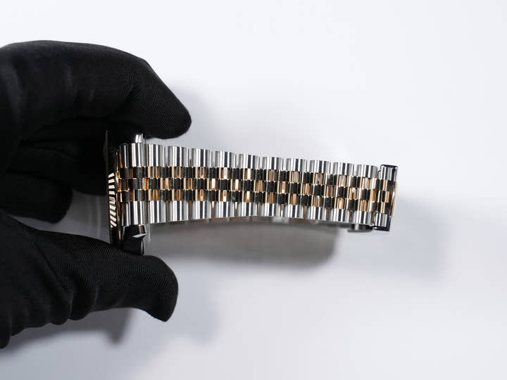 Rolex Datejust 41 Ref. 126333 Stainless Steel/Yellow Gold Silver Dial Jubilee Bracelet Excellent Condition uzpj98ia