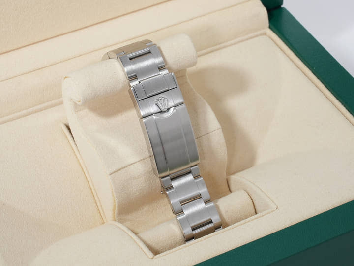 ロレックス エクスプローラーI Ref.214270 ステンレススチール ブラック文字盤 オイスターブレスレット 美品 gznksd8z