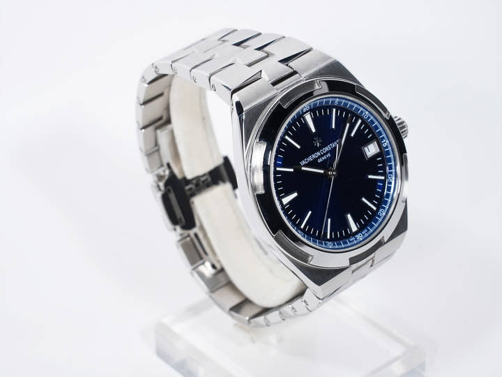 Vacheron Constantin Overseas Ref. 4500V/110A-B128 Stainless Steel Blue Dial Excellent Used Condition jjwb3qi8