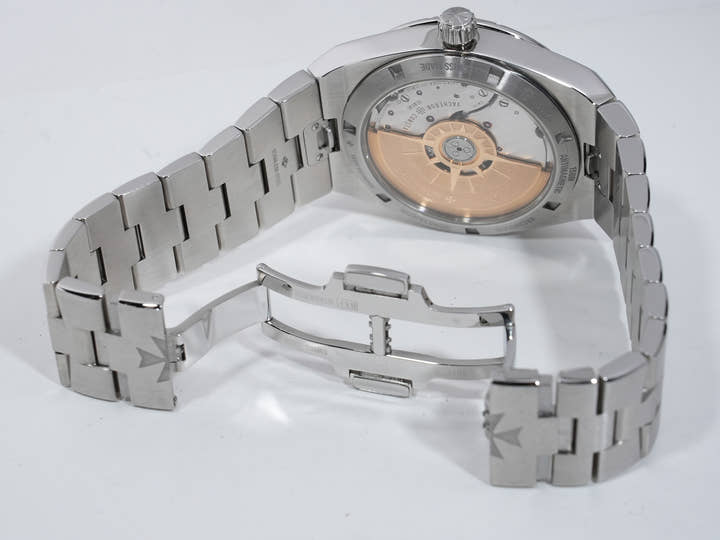 Vacheron Constantin Overseas Ref. 4500V/110A-B128 Stainless Steel Blue Dial Excellent Used Condition jjwb3qi8