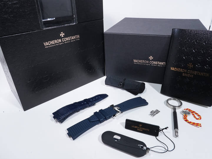 Vacheron Constantin Overseas Ref. 4500V/110A-B128 Stainless Steel Blue Dial Excellent Used Condition jjwb3qi8
