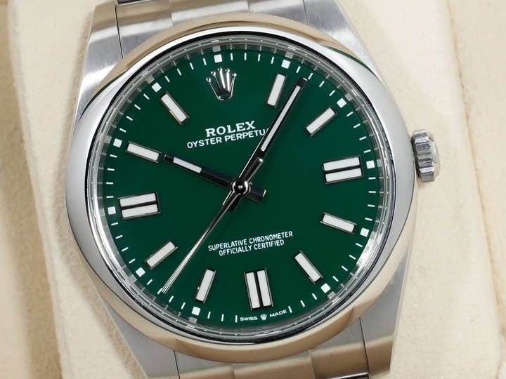 ロレックス オイスターパーペチュアル41 Ref.124300 ステンレススチール グリーン文字盤 中古 haqwdo3k
