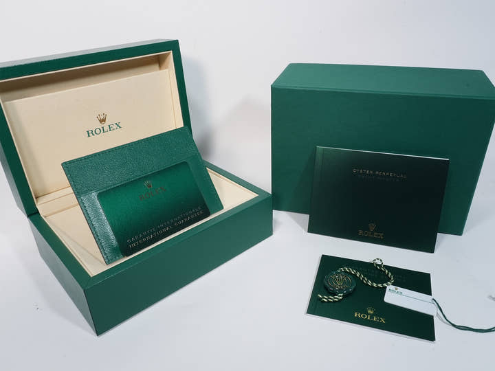 Rolex Yacht-Master 42 Ref. 226627 RLX Titanium Black Dial Unused tkmiks8i