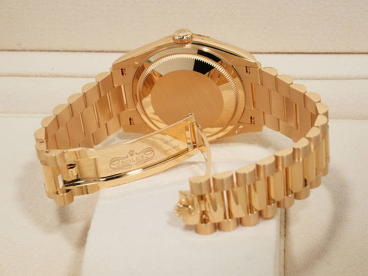 Rolex Day-Date 36 Ref. 128238A Yellow Gold Champagne Dial Near Mint keexwhjc