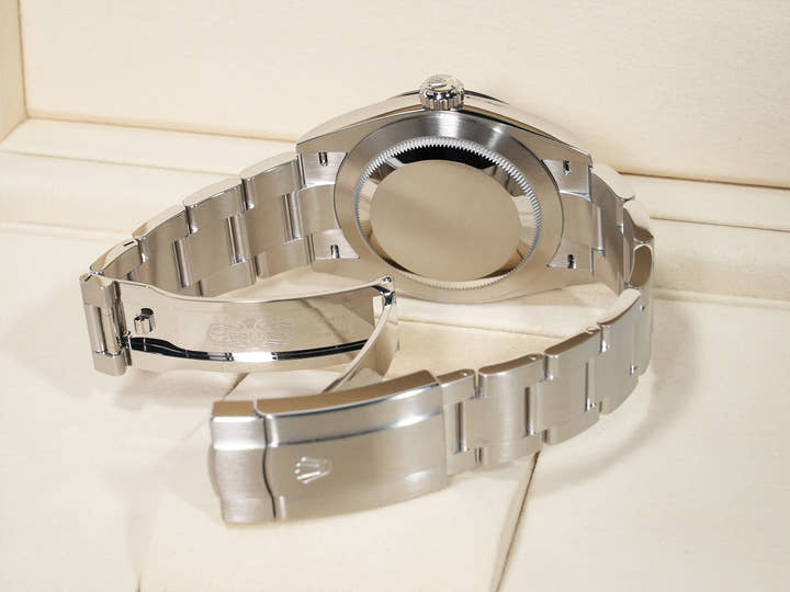 Rolex Oyster Perpetual 41 Ref. 134300 Stainless Steel Beige Dial Unused 88g5pku8