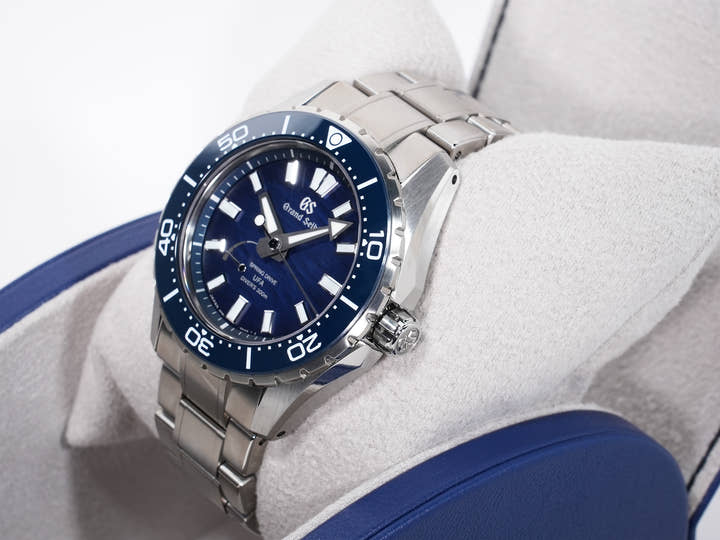 Grand Seiko Spring Drive U.F.A. Ushio 300 Diver Ref. SLGB023 Bright Titanium Blue Dial Unused mhrf8skp