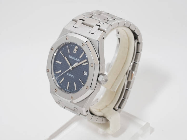 Audemars Piguet Royal Oak Ref.15300ST.OO.1220ST.02 Stainless Steel Blue Dial Excellent Condition 874aofid