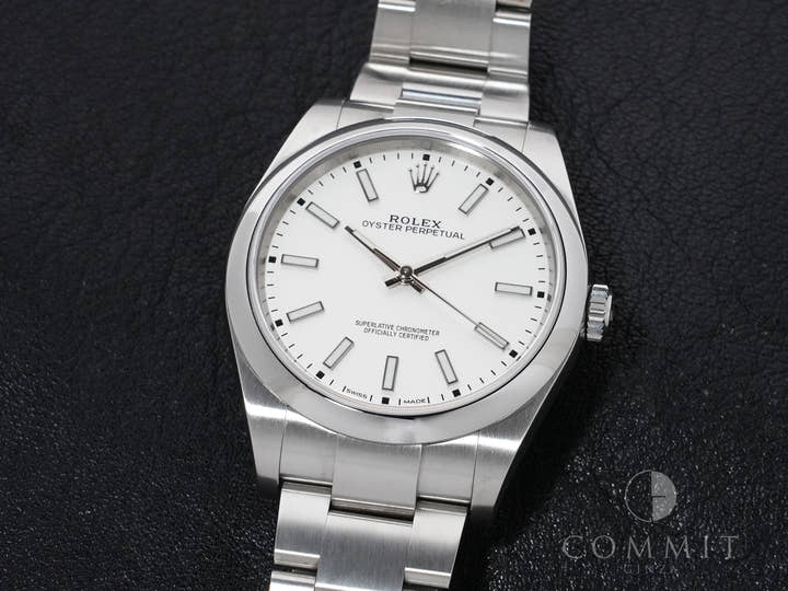 Rolex Oyster Perpetual 39 Ref. 114300 Stainless Steel White Dial Excellent Used Condition vouqv2rb
