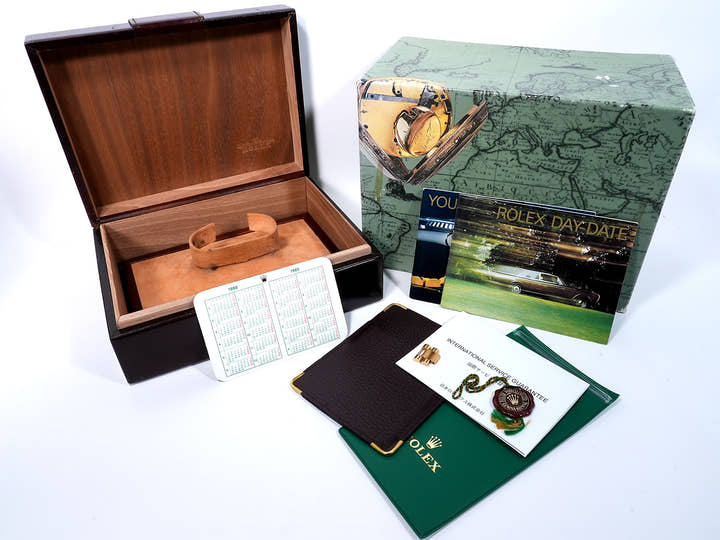 Rolex Day-Date Ref. 18248 Yellow Gold Walnut Dial Pre-owned gz3qvpwn