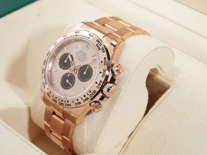 Rolex Daytona Ref. 126505 Everose Gold Sundust x Bright Black Dial Used A (jwbud22j)