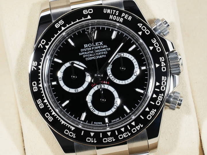 Rolex Daytona Ref. 126500LN Stainless Steel Black Dial Excellent Used Condition f3xkgqne