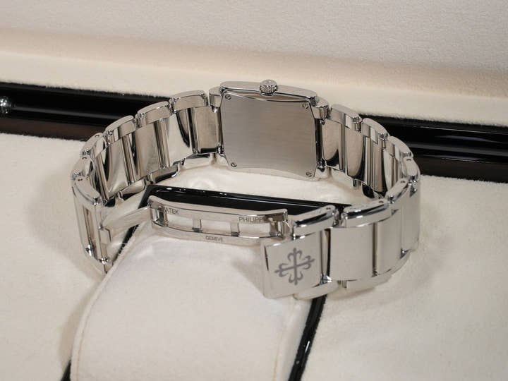 Patek Philippe Twenty-4 Ref.4910/1200A-011 Stainless Steel Olive Green Dial Used 4y78g2nn
