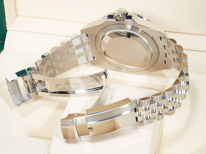Rolex GMT-Master II Ref. 126710BLNR Stainless Steel Black Dial Jubilee Bracelet Excellent Condition mqfj8von