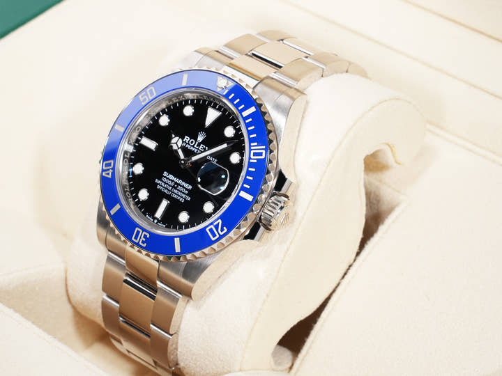 Rolex Submariner Date Ref. 126619LB White Gold Black Dial Used 8y332yqc