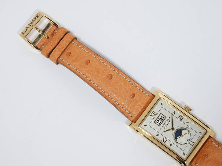 A. Lange & Söhne Cabaret Ref. 118.021 Yellow Gold Silver Dial Excellent Pre-owned zy7zp5p5