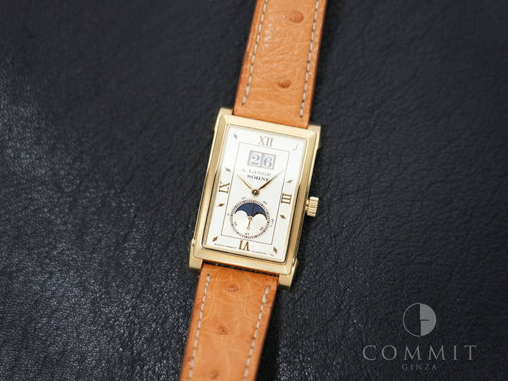 A. Lange & Söhne Cabaret Ref. 118.021 Yellow Gold Silver Dial Excellent Pre-owned zy7zp5p5