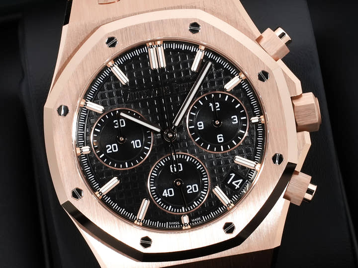 Audemars Piguet Royal Oak Chronograph Ref.26240OR.OO.D002CR.02 Pink Gold Black Dial Unused jw8af96r