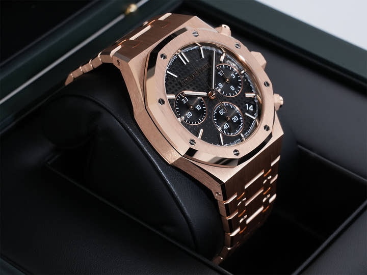 Audemars Piguet Royal Oak Chronograph Ref.26240OR.OO.D002CR.02 Pink Gold Black Dial Unused jw8af96r