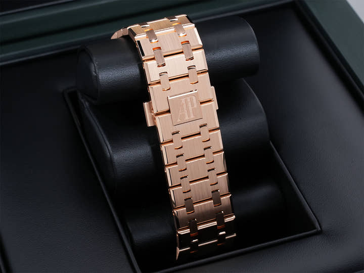 Audemars Piguet Royal Oak Chronograph Ref.26240OR.OO.D002CR.02 Pink Gold Black Dial Unused jw8af96r