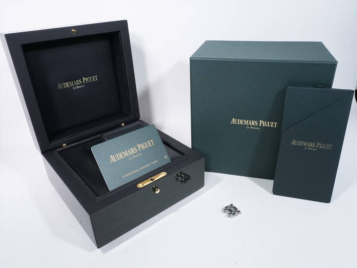 Audemars Piguet Royal Oak Offshore Chronograph Ref.26237ST.OO.1000ST.01 Stainless Steel Blue Dial Pre-owned 2ekzwz7k