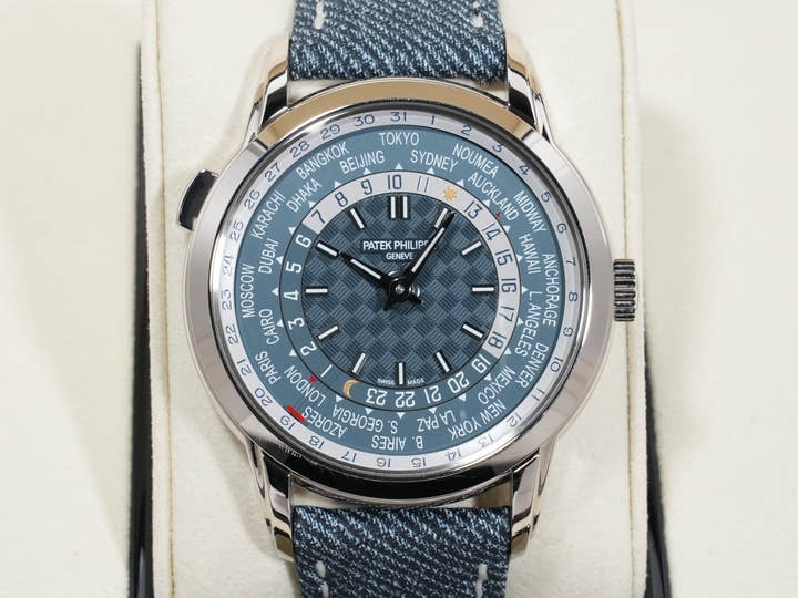 パテックフィリップ コンプリケーション ワールドタイム デイト Ref.5330G-001 ホワイトゴールド ブルーグレー オパーリン文字盤 美中古 fpsc2ewj