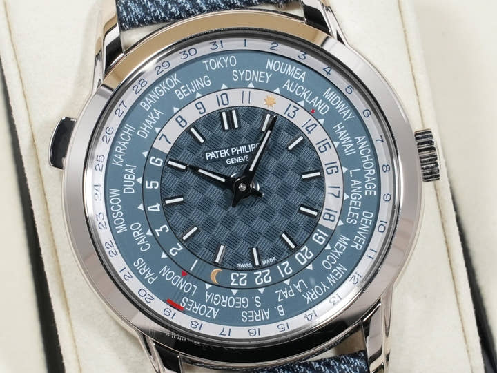 パテックフィリップ コンプリケーション ワールドタイム デイト Ref.5330G-001 ホワイトゴールド ブルーグレー オパーリン文字盤 美中古 fpsc2ewj