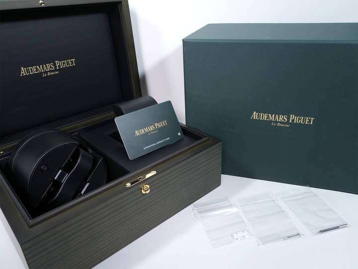 Audemars Piguet Royal Oak Grande Complication Ref.26605CB.OO.1248CB.01 White Ceramic Sapphire Dial Unused jgudz77f