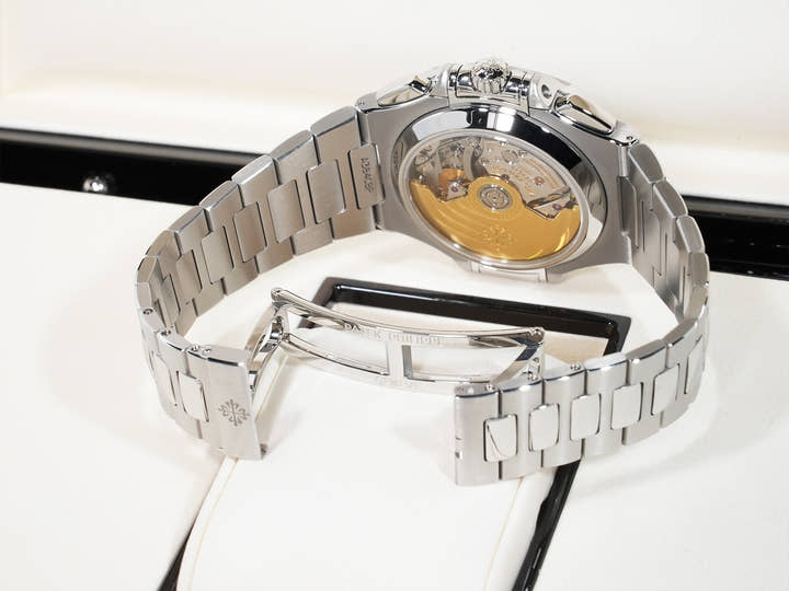 パテックフィリップ ノーチラス クロノグラフ TIFFANY&CO. Ref.5980/1A-001 ステンレススチール ブルー文字盤 未使用 w3xnfmbz