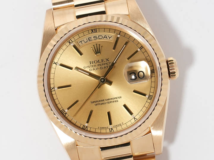 Rolex Day-Date 36 Ref. 18238 Yellow Gold Champagne Dial Pre-Owned cwqpe2ma