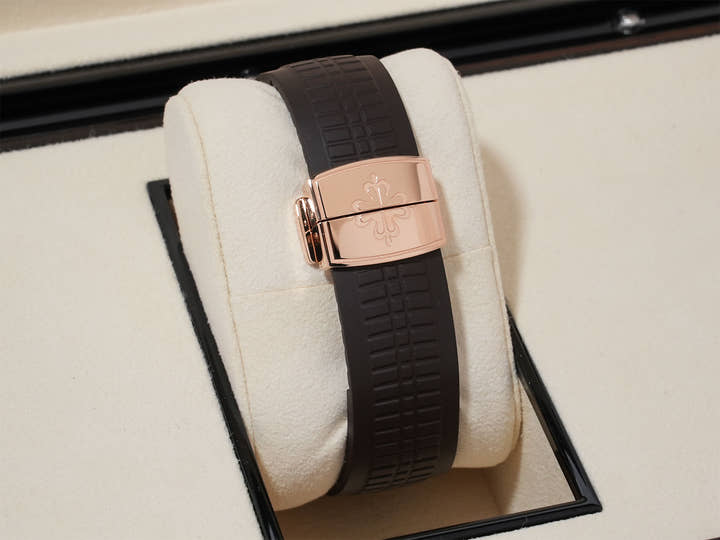 Patek Philippe Aquanaut Ref. 5167R-001 Rose Gold Brown Dial Excellent Condition bq73tzqc