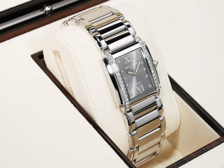 パテックフィリップ Twenty-4 TIFFANY&CO. Ref.4910/10A-010 ステンレススチール グレー文字盤 中古 cpeg7puk