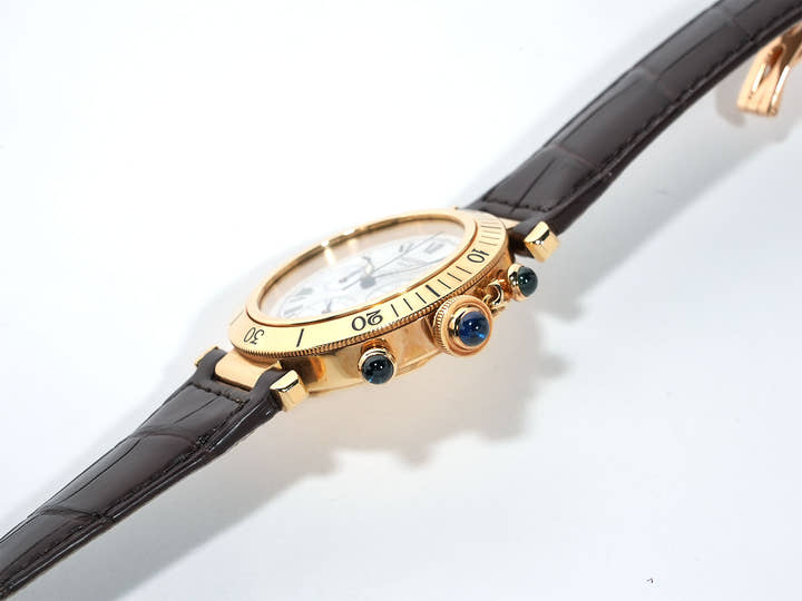 カルティエ パシャ クロノグラフ 38mm 150周年記念モデル Ref.W30X7651 イエローゴールド ホワイト文字盤 中古 xgi5pkzr