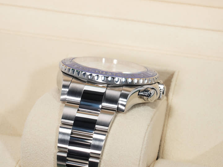 Rolex Yacht-Master II Ref. 116680 Stainless Steel White Dial Excellent Condition t97my42x