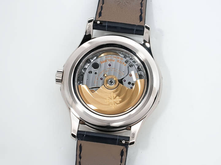 パテックフィリップ アニュアルカレンダー Ref.5205G-013 ホワイトゴールド ブルーブラックグラデーション文字盤 美中古 mwbfh73b